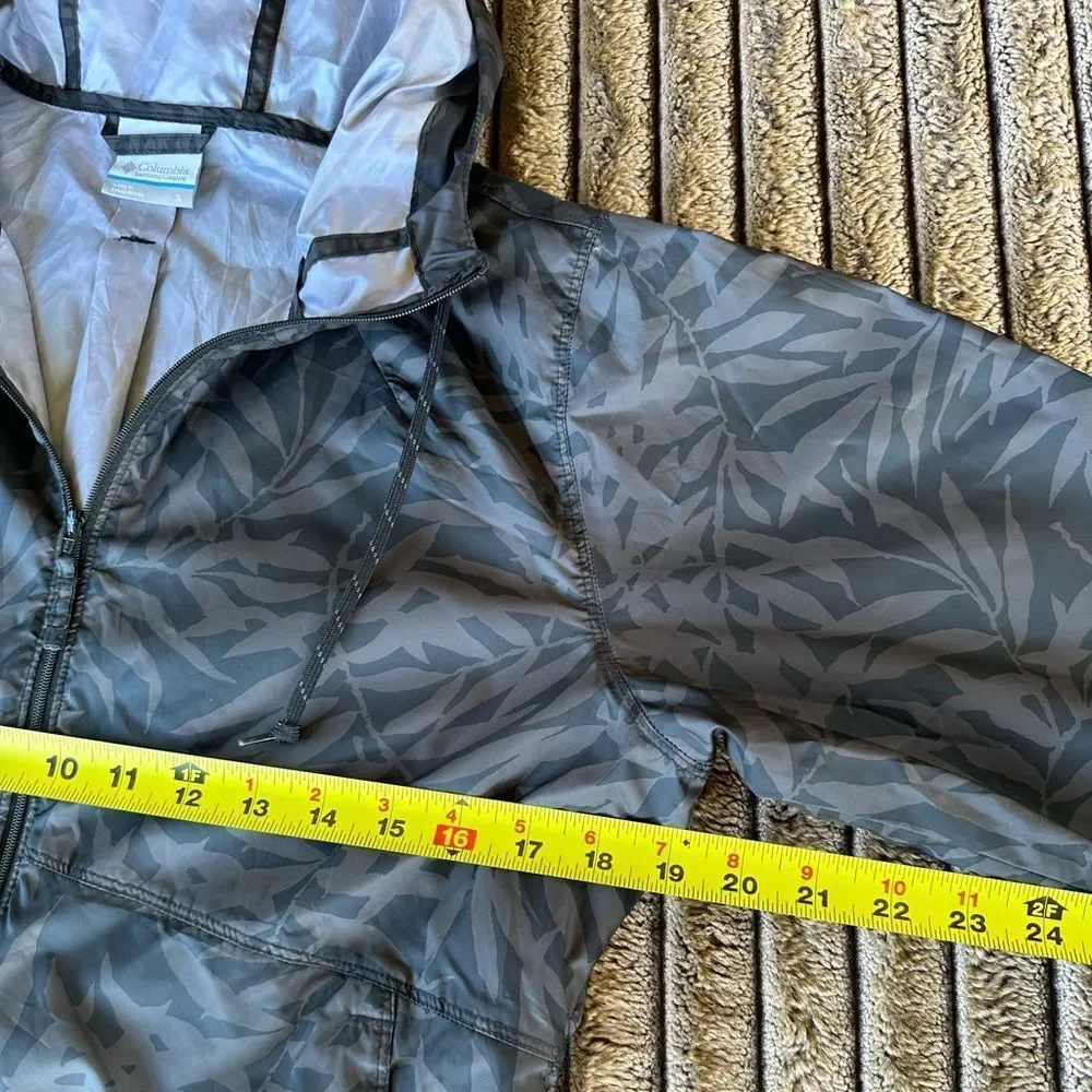 🎉5 for $45🎉 Columbia light jacket size S